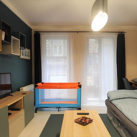 Lovely Apartment In The Heart Of บูดาเปสต์ ภายนอก รูปภาพ