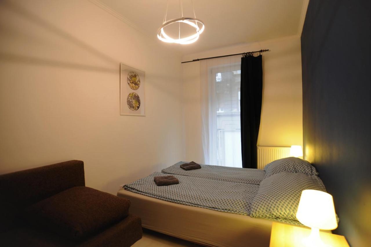 Lovely Apartment In The Heart Of บูดาเปสต์ ภายนอก รูปภาพ
